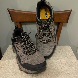 Men’s 10.5 Fila Hiking Shoes